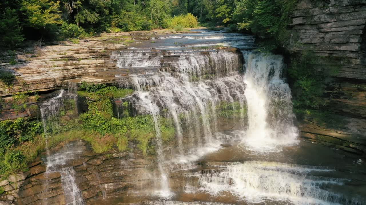 Cummins Falls, Popular Waterfall On Blackburn Fork River In Tennessee, USA