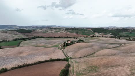 Rural-landscape-of-Val-D-Orcia---Tuscany,-Italy,-Drone-footage