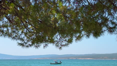 Floating-dinghy-at-the-Adriatic-sea