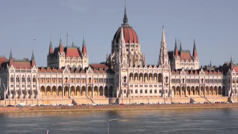 Extravagante-Architektur-Des-Budapester-Parlaments-In-Budapest,-Ungarn