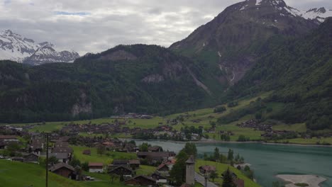 lago lungern con montañas de fondo, lapso de tiempo