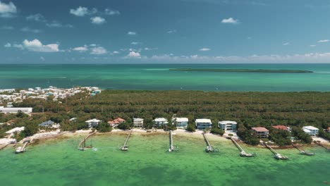 Aerial-View-Of-Coastal-Accommodation-Buildings-In-Florida-Keys,-Florida,-USA