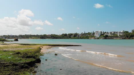 el casco antiguo y el puerto de mombasa, kenia