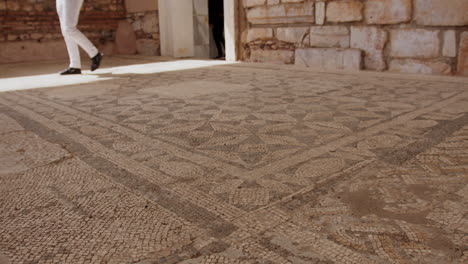 mosaic floor in the ancient synagogue in sardis