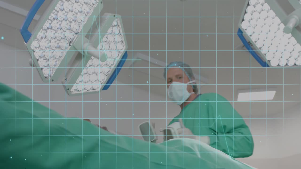 백인 여성 의사에 대한 의료 아이콘 및 데이터 처리 네트워크의 애니메이션