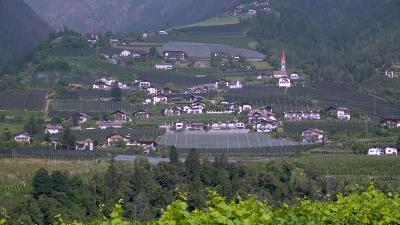 쿠엔스 시 쪽으로의 전망 - 케인스, 파세이어, 남티롤, 이탈리아