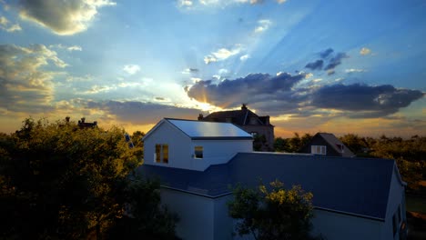 solar panels on the roof of the modern house