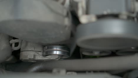 correa de distribución en cámara lenta del coche