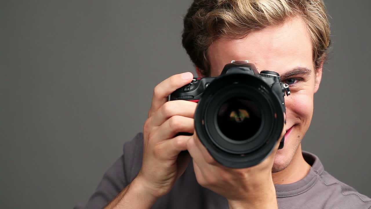 사진작가 사진을 찍는 사람 디지털 카메라