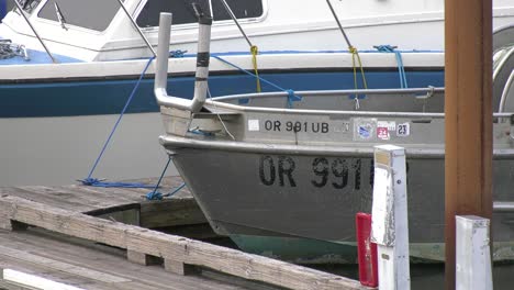 Barcos-Estacionados-En-El-Puerto-Local