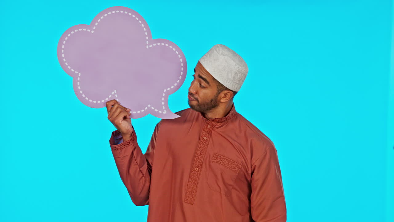 남자, 연설 거품과 스튜디오 배경