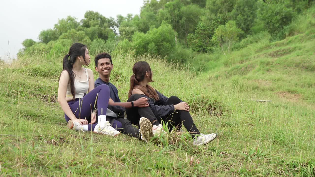 자연을 즐기는 친구들