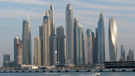 Der-Höchste-Block,-Wohnhochhäuser-Am-JBR-Dubai-Marina