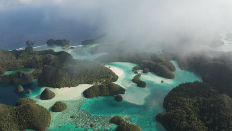 drone de islas wayag en raja ampat, indonesia