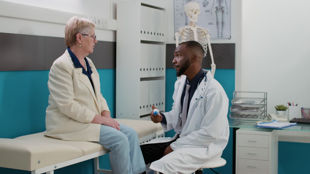 Medical Consultation between Doctor and Patient