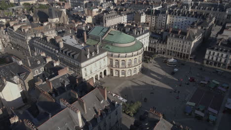 Facade-of-Rennes-Opera,-France.-Aerial-backward