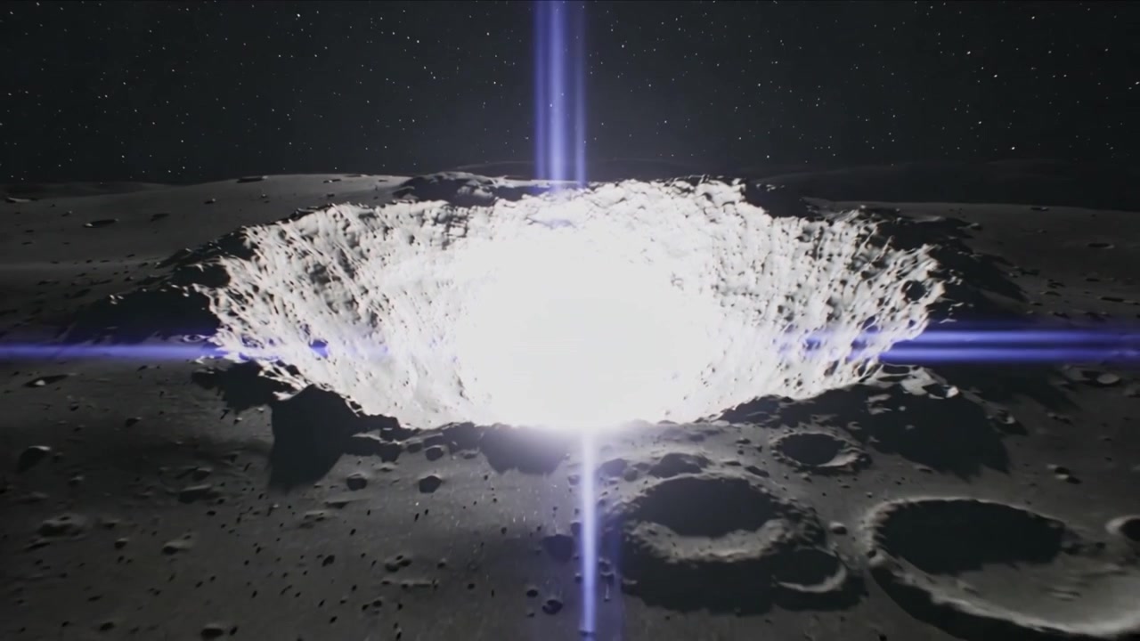Grande cratere lunare che si illumina, emettendo un'intensa luce bianca sulla superficie lunare, creando un raggio bluastro.