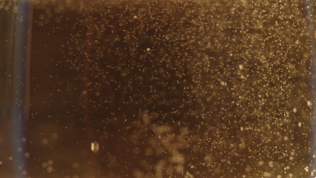 음료에 있는 거품의 클로즈업