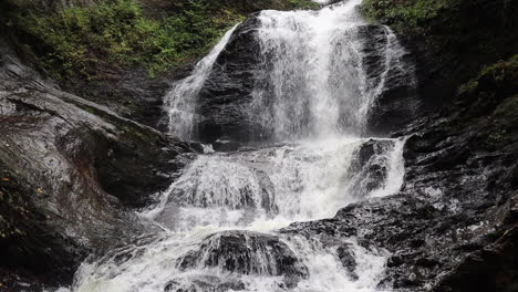 cascada de musgo glen en vermont