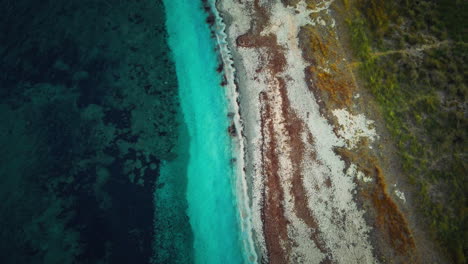 Cinemagraph-Nahtlose-Videoschleife-Am-Meer-Auf-Der-Insel-Sardinien-In-Italien