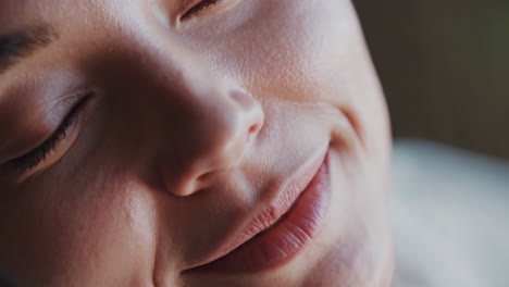 primer plano de la cara de una mujer