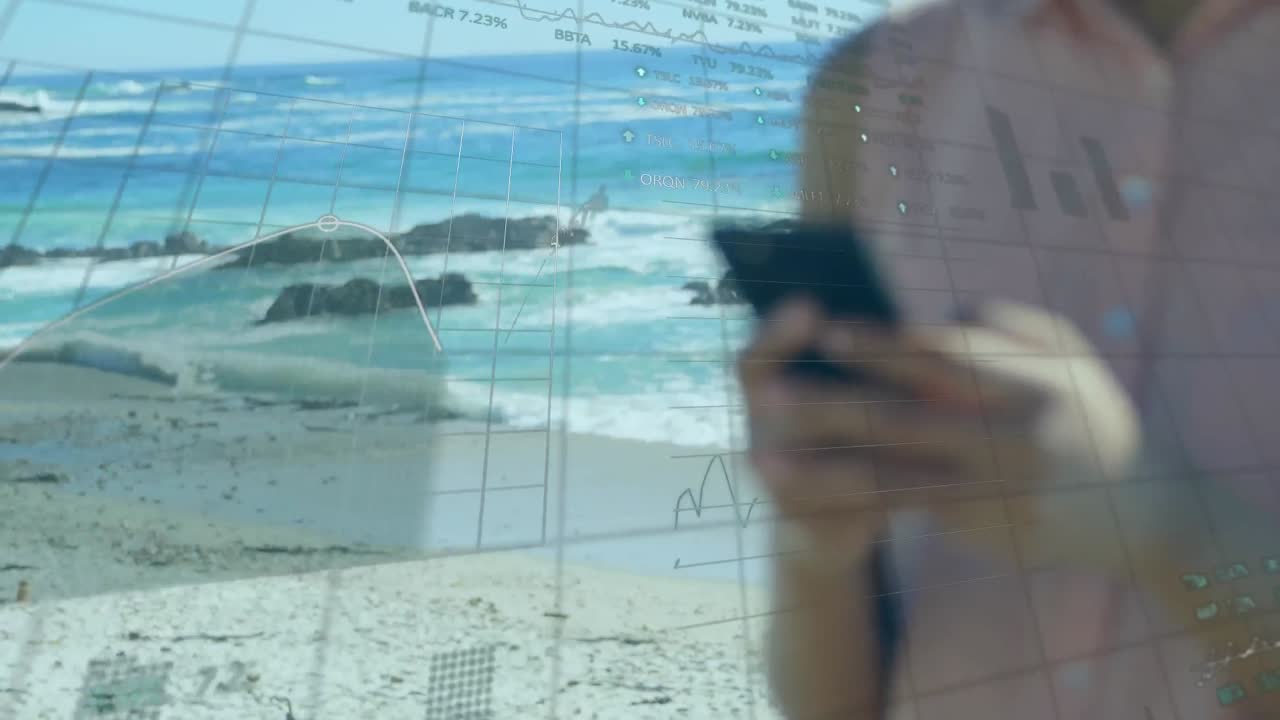 스마트 폰을 사용하는 두 인종 여성에 대한 금융 데이터 처리