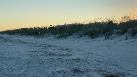 hermosa puesta de sol mágica en hilton head island sur