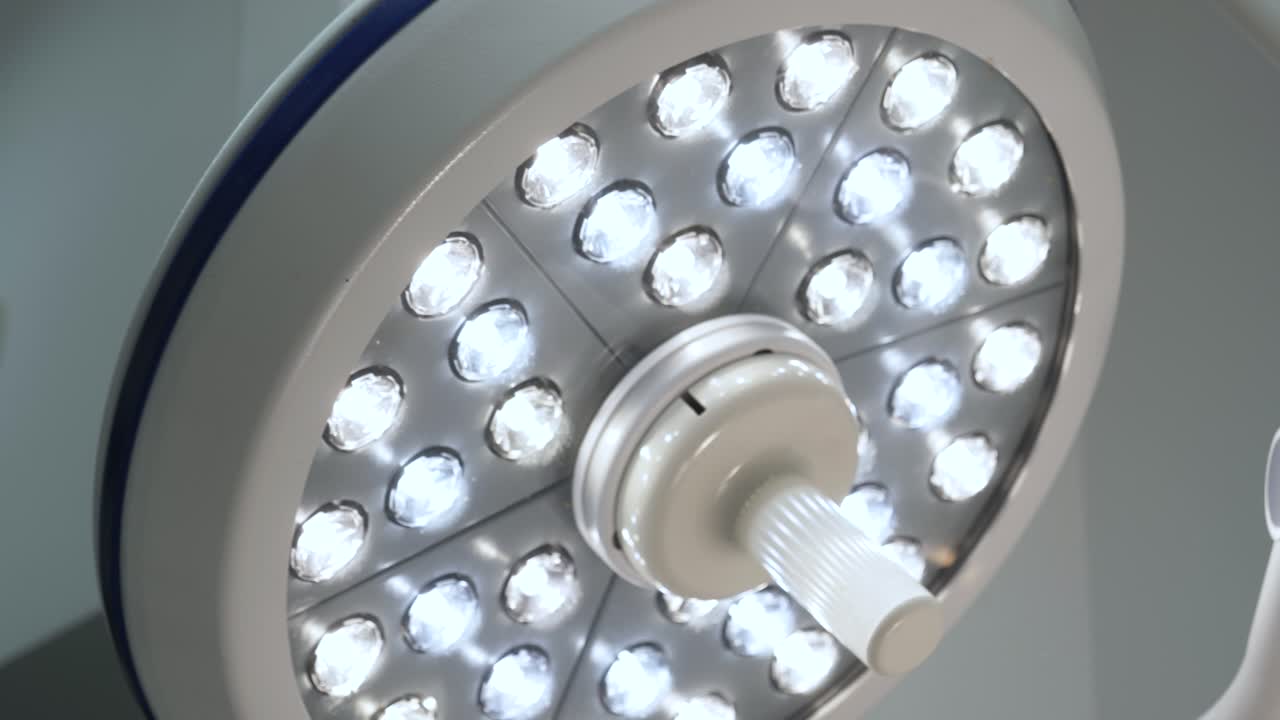 lámparas quirúrgicas redondas con led, primer plano