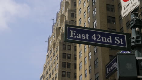 42nd street sign nyc