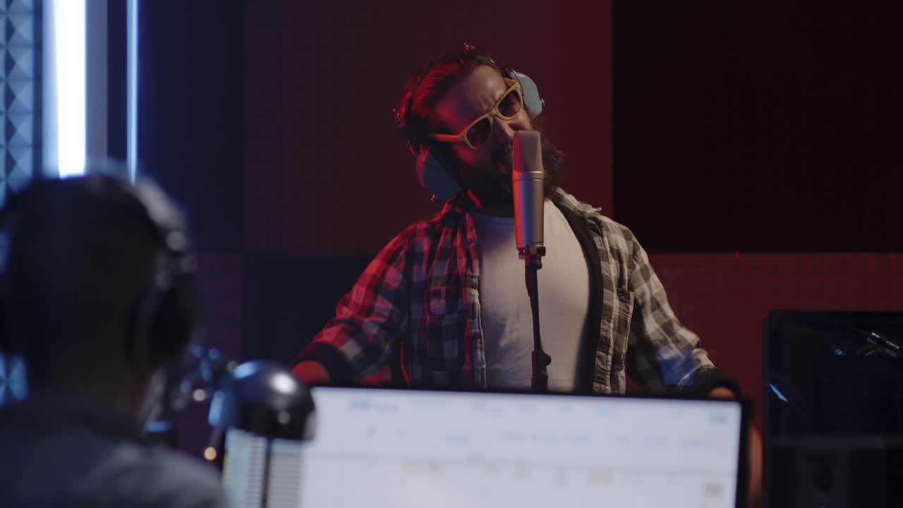 sesión de grabación en un estudio profesional