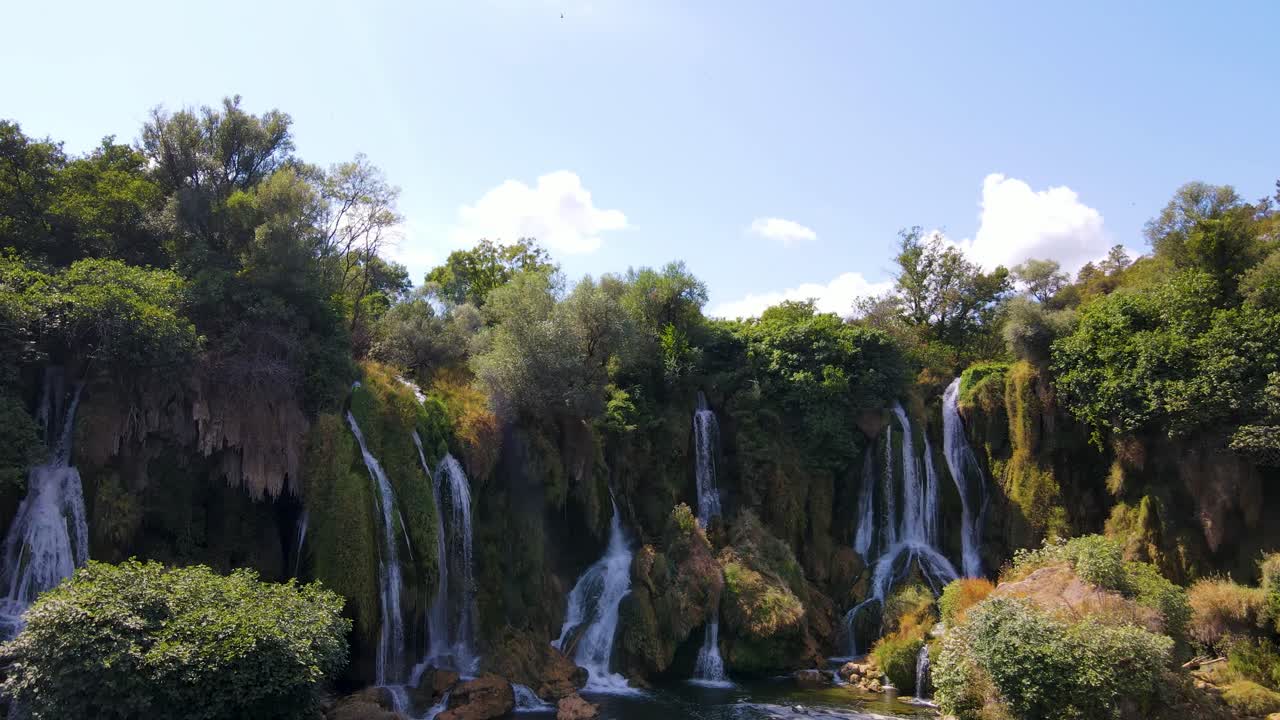 Bosnia Cataratas Kravica Drone Aéreo 16.mp4