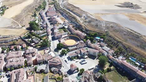 Vista-Aérea-Orbital-De-La-Plaza-De-Toros-Tradicional