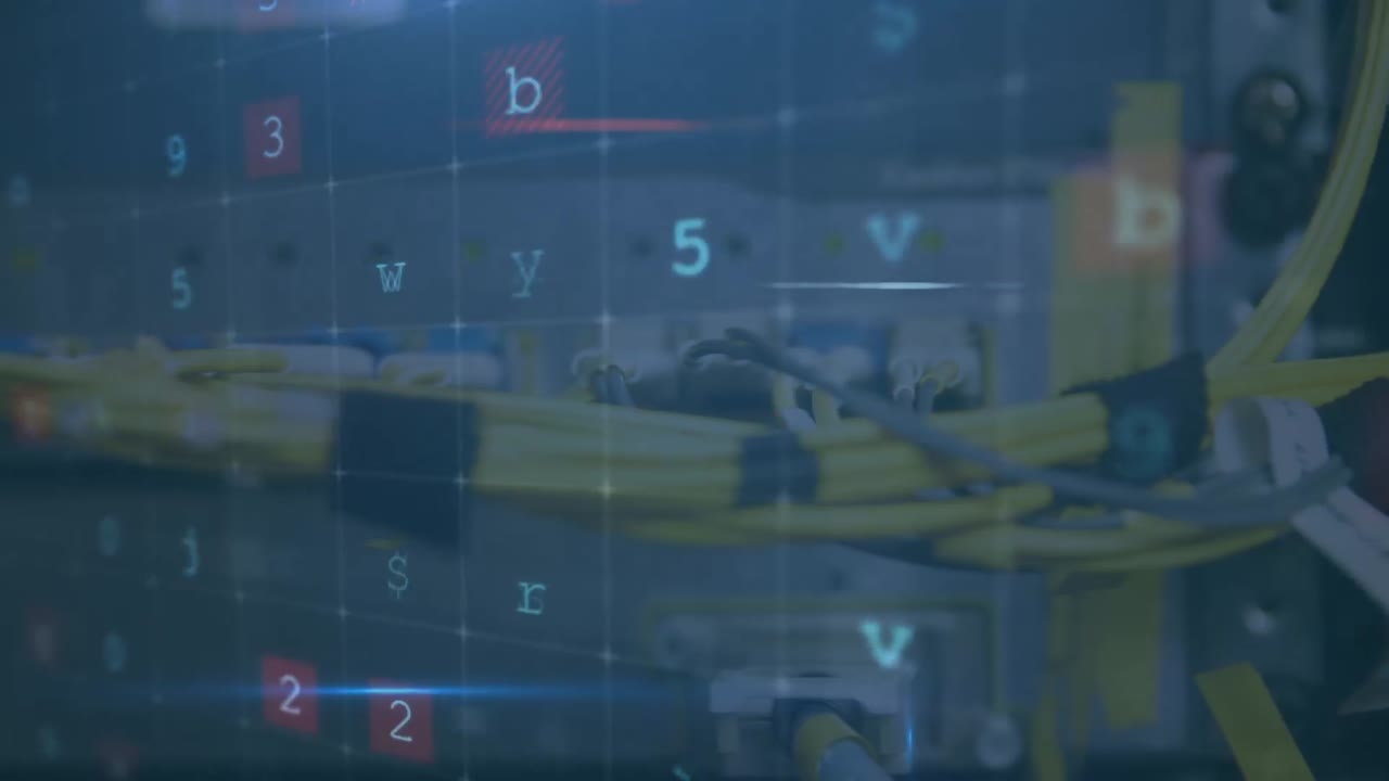 animación del texto de ataque cibernético y procesamiento de datos a través de cables en el servidor