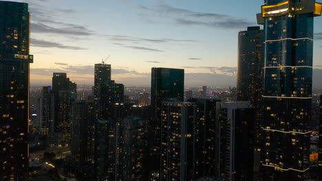 Static-aerial-perspective-of-Southbank-city-apartments-on-stunning-dusk-evening