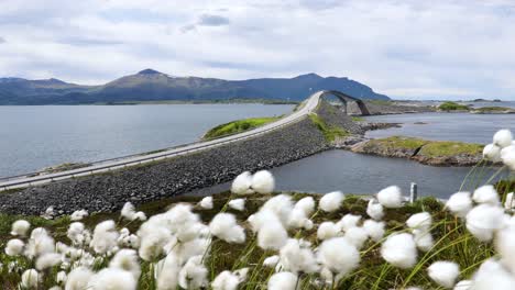 Carretera-Del-Océano-Atlántico-Construcción-Noruega-Del-Siglo