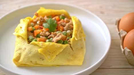 Envoltura-De-Huevo-O-Huevo-Relleno-Con-Carne-Picada-De-Cerdo-Y-Vegetales