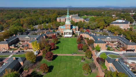 Wake-Forest-Universitätscampus-Und-Kapelle