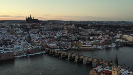 Prager-Burg-Und-Karlsbrücke