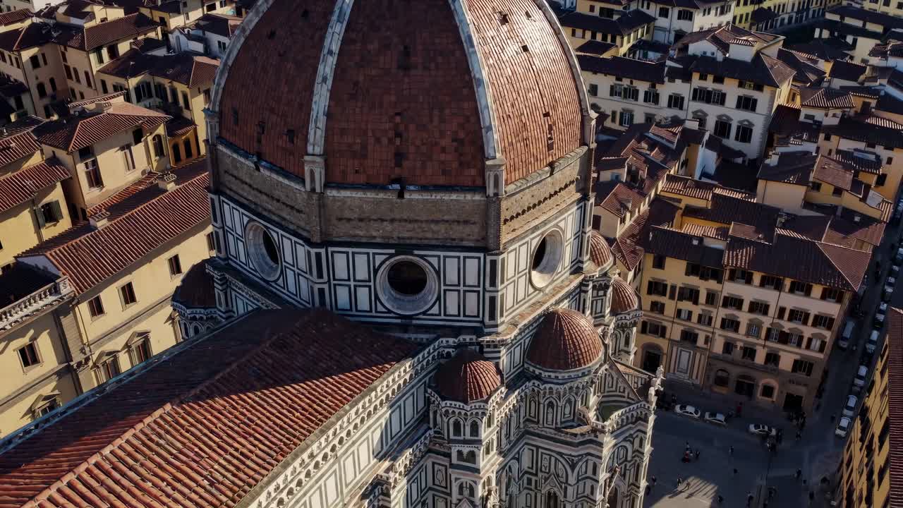Aerial video captures Florence's iconic dome at sunrise, highlighting its architectural beauty