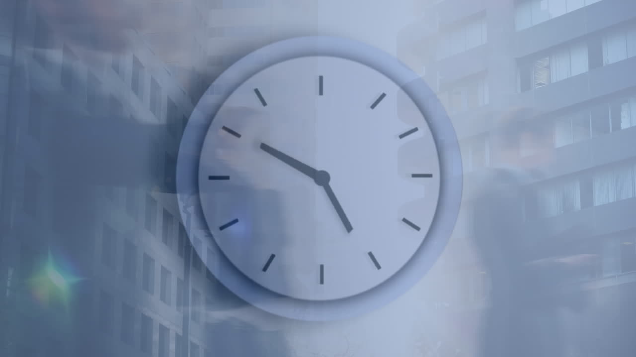 personas caminando rápido con el reloj en primer plano