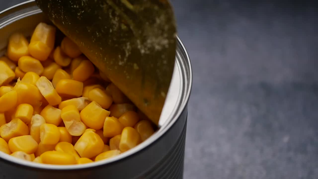 Canned corn