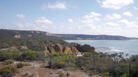 coastal scenic views along the great ocean road australia