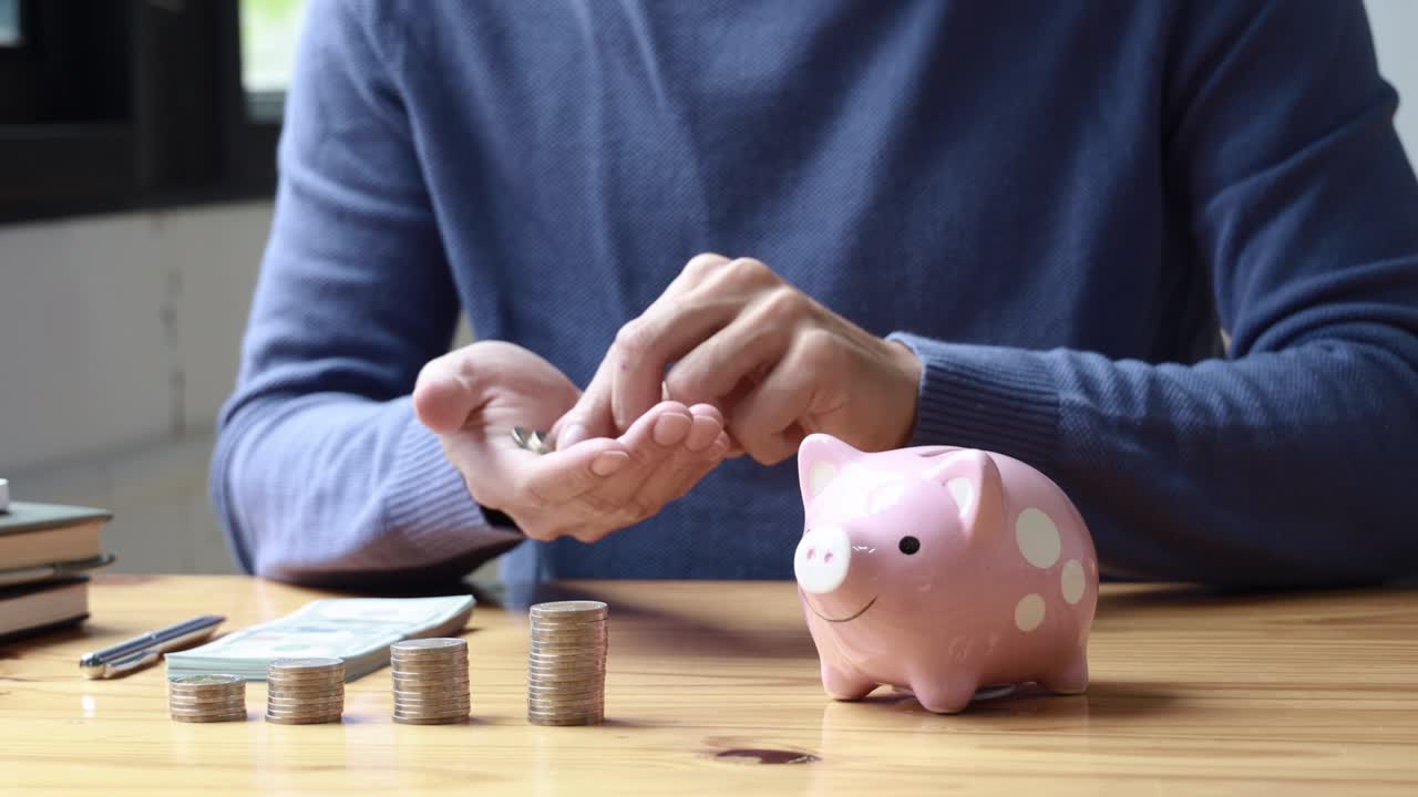 contar el dinero para los ahorros