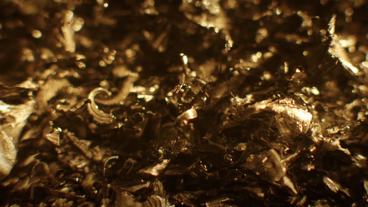 Golden color metal alloy fillings moving