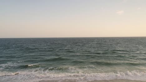 Video-De-Drone-De-Cape-May,-New-Jersey-Beach-En-Septiembre