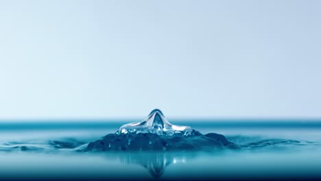 Drop-close-up-of-water-falls-in-a-super-slow-motion.