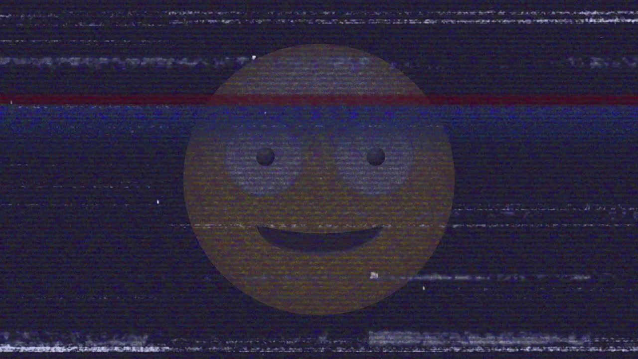 animación digital de tv efecto estático sobre emoji de cara tonta contra un fondo negro