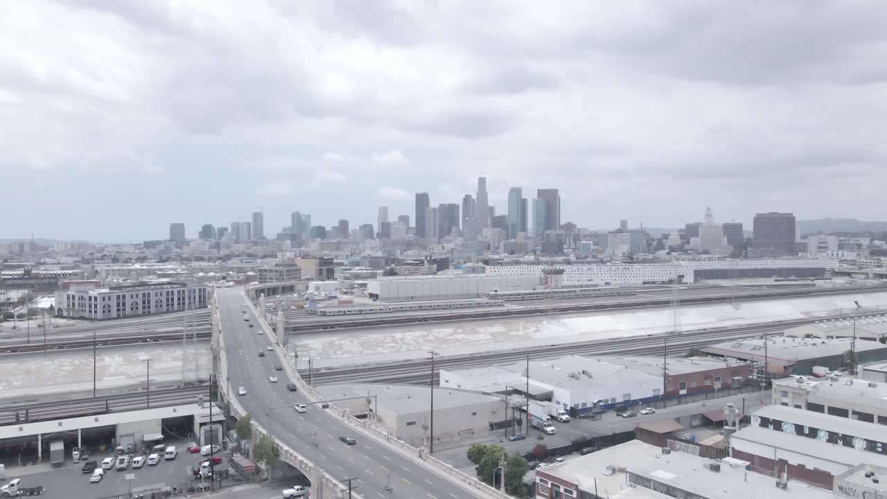 Riprese con drone del centro di Los Angeles