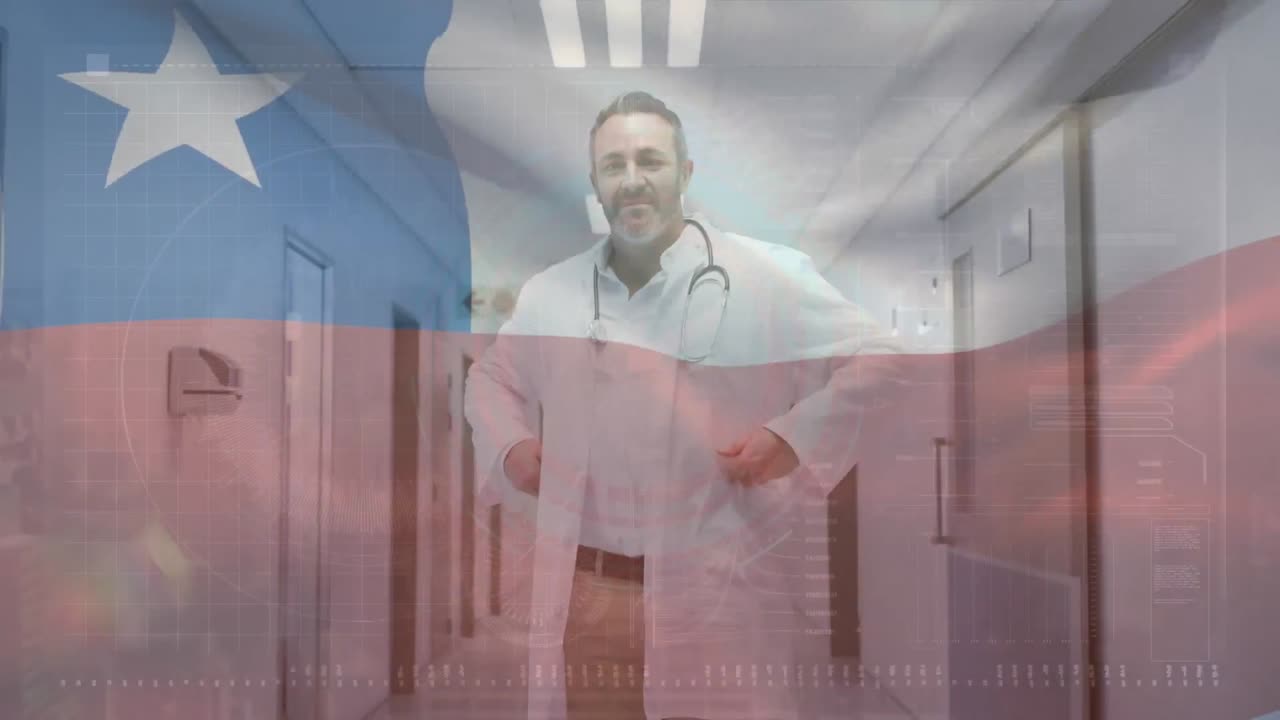 animación de ondear la bandera de texas contra el médico sénior biracial sonriendo en el hospital