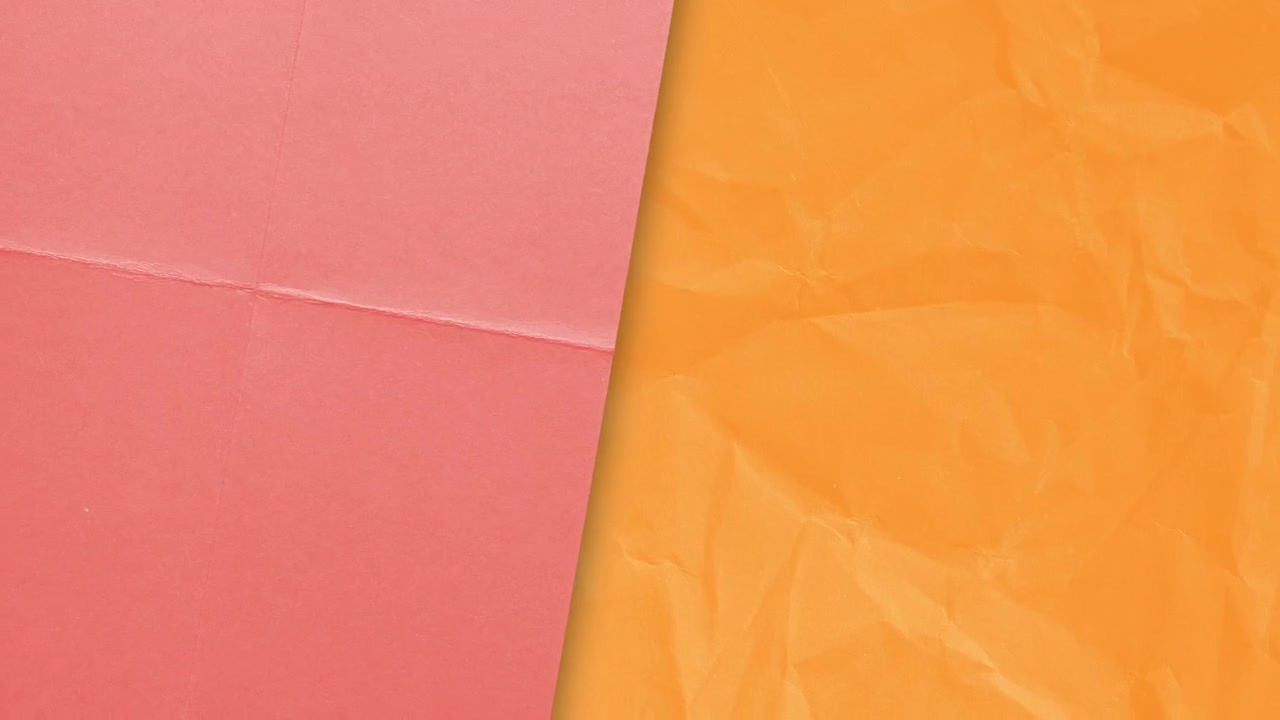 Fundo Abstrato com Texturas de Papel Rosa Vincado e Papel Laranja Amassado